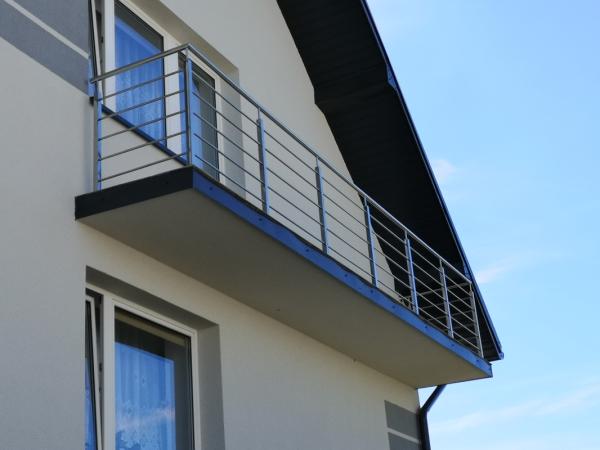 balustrady-balkonowe-i-tarasowe-1